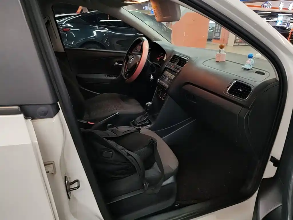 Volkswagen Polo — миниатюра 25