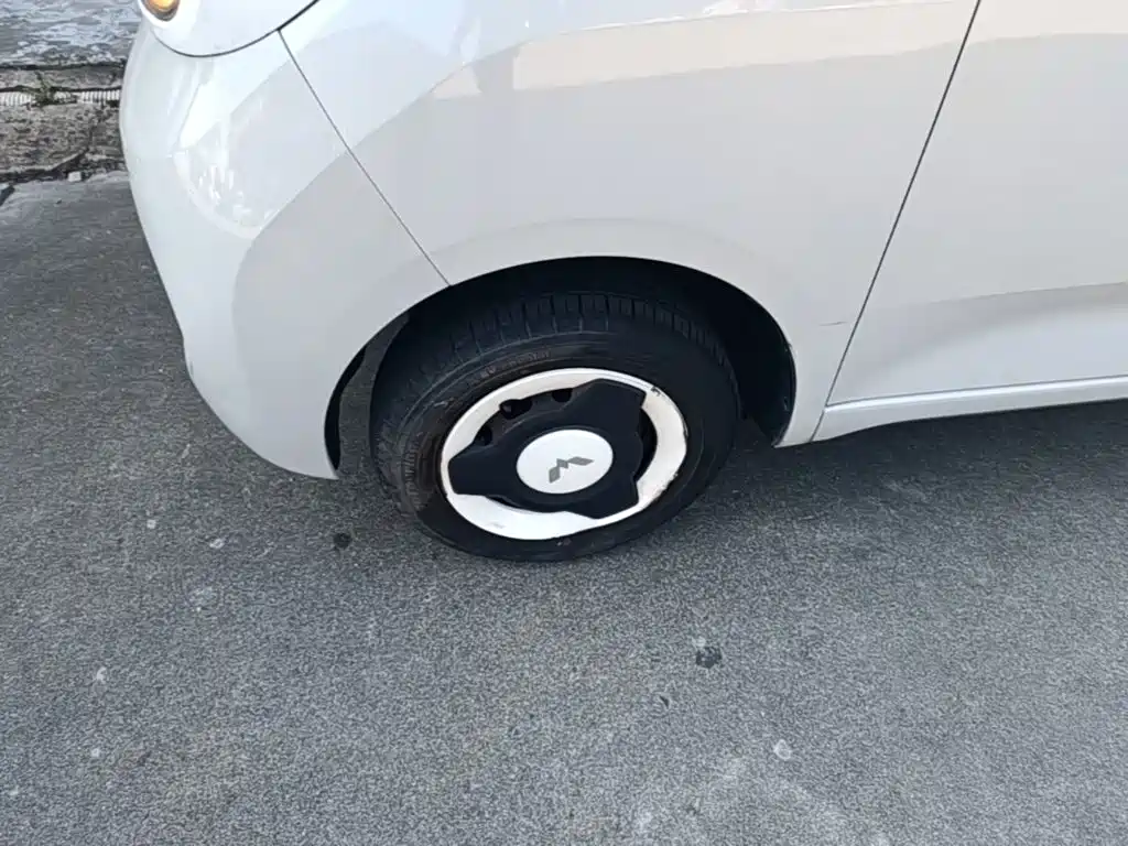 Wuling MINIEV — миниатюра 23