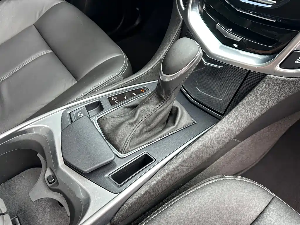 Cadillac SRX — миниатюра 34