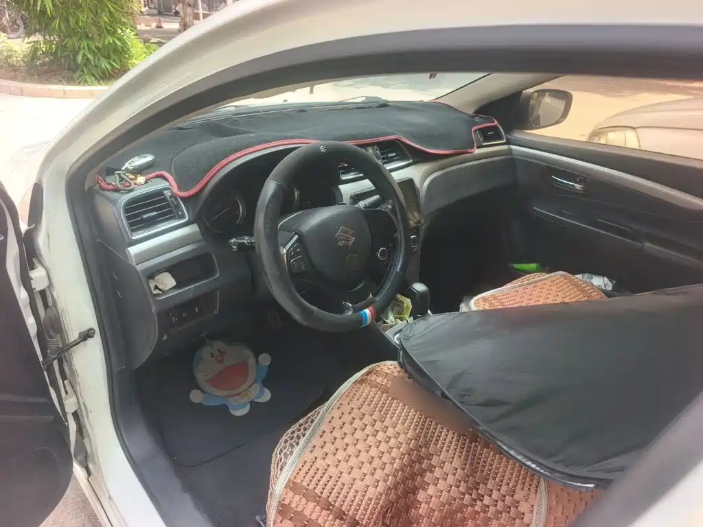 Suzuki Alivio — миниатюра 6