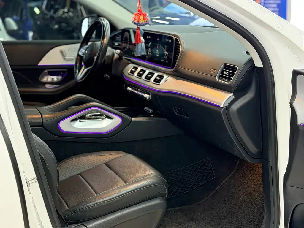 Mercedes-Benz GLE Coupe New Energy — миниатюра 14