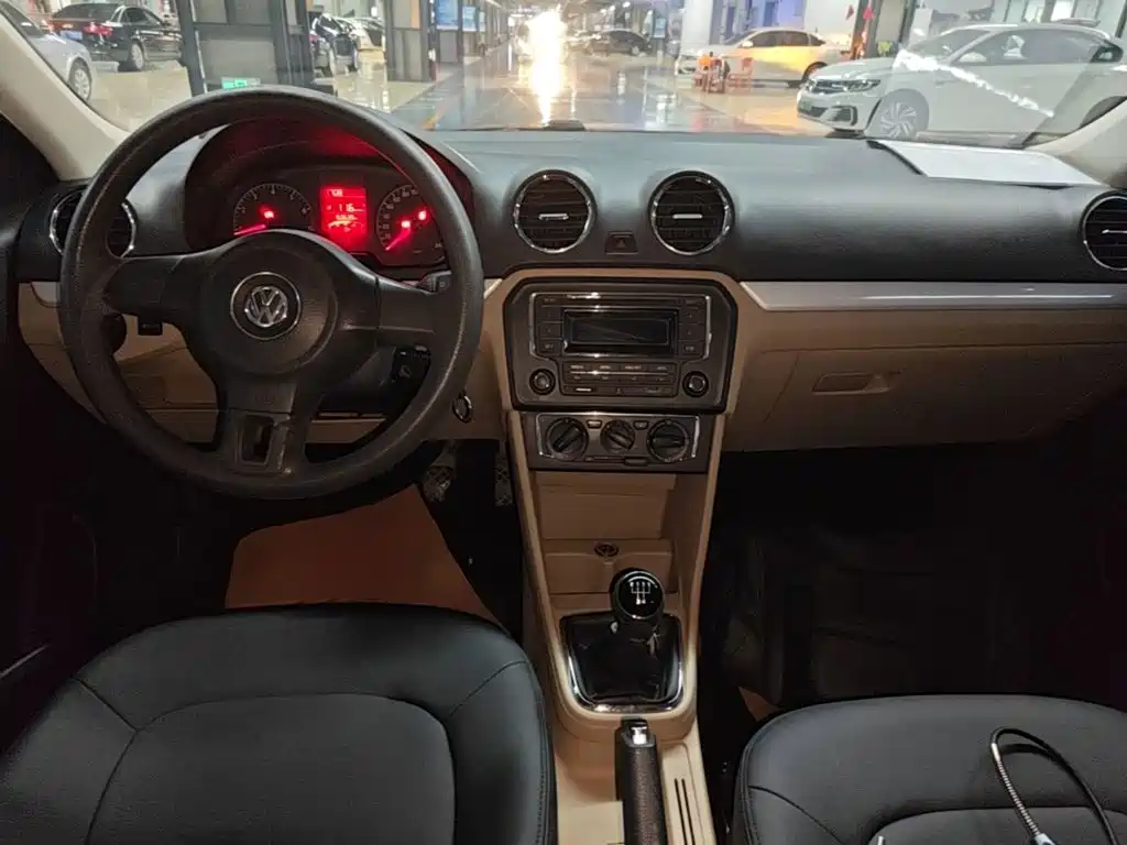 Volkswagen Jetta — миниатюра 10