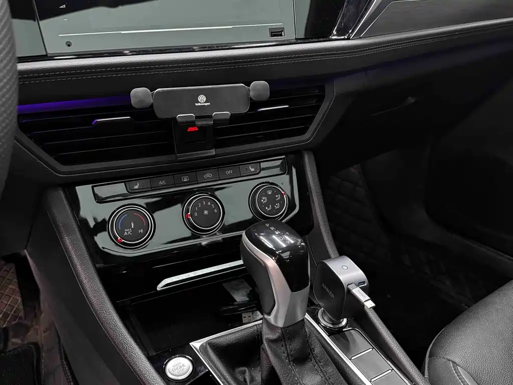 Volkswagen Sagitar — миниатюра 4
