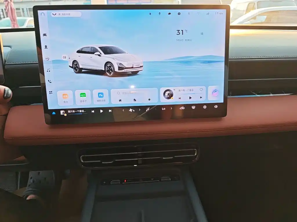 Wuling Xingguang — миниатюра 13