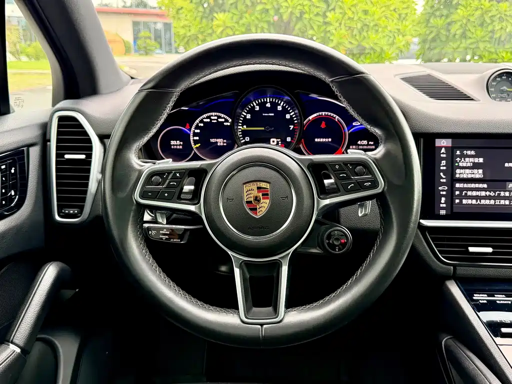 Porsche Cayenne Hybrid — миниатюра 18