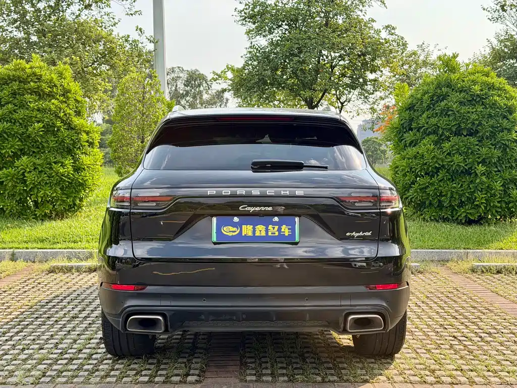Porsche Cayenne Hybrid — миниатюра 6