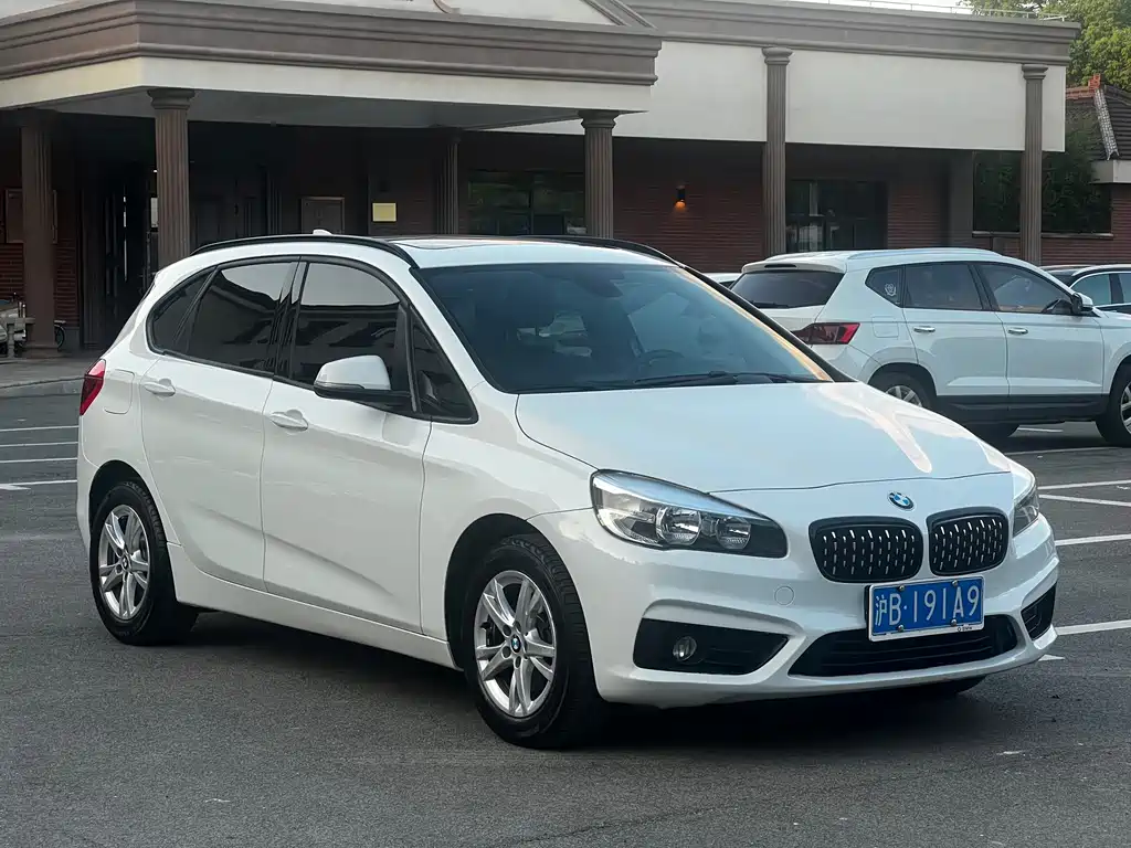 BMW 2 Series Active Tourer (Import) — миниатюра 3