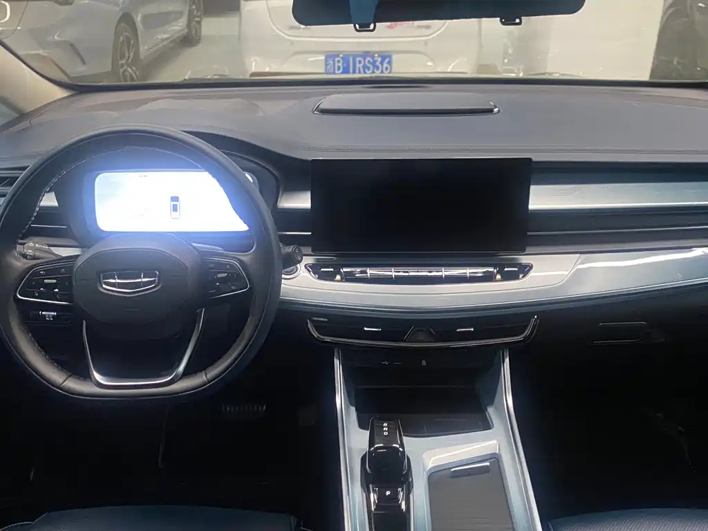 Geely Jia Ji — миниатюра 6