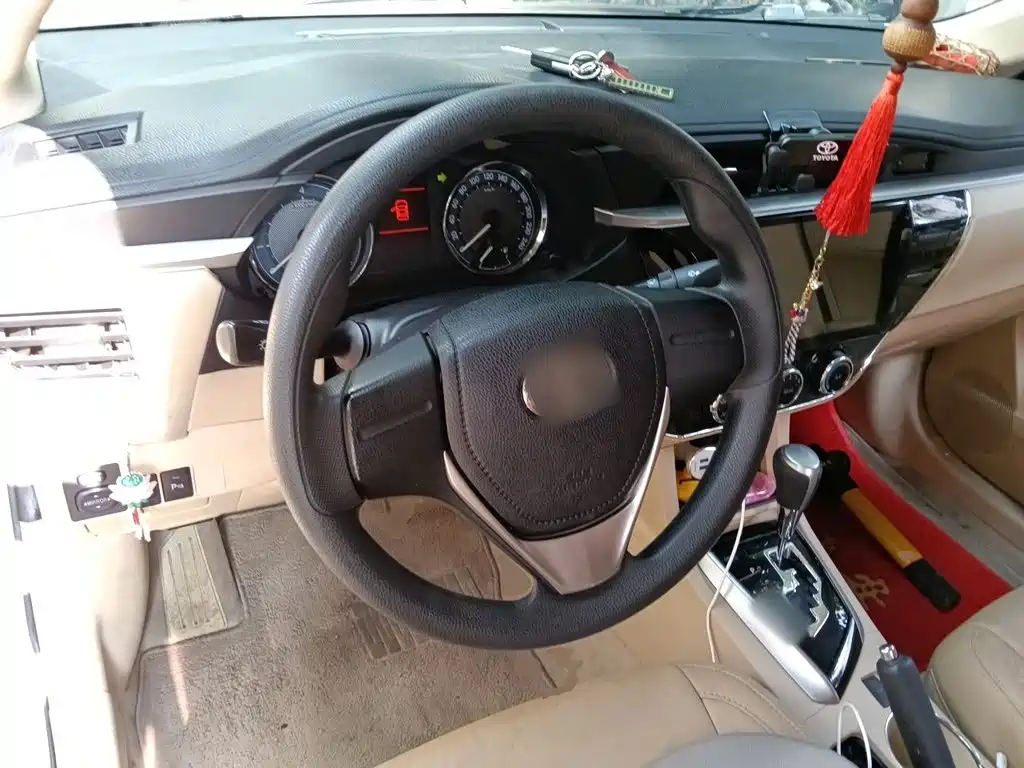 Toyota Corolla — миниатюра 6