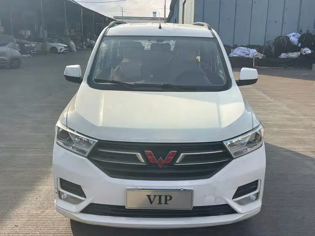 Wuling Hongguang — миниатюра 2