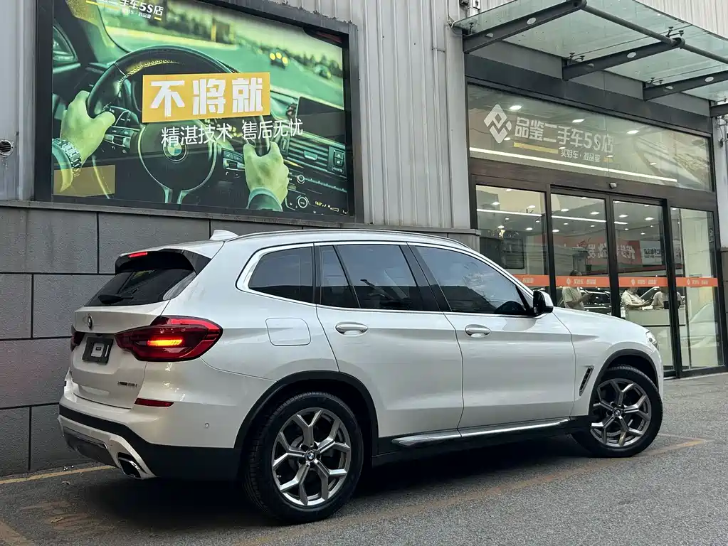 BMW X3 — миниатюра 6