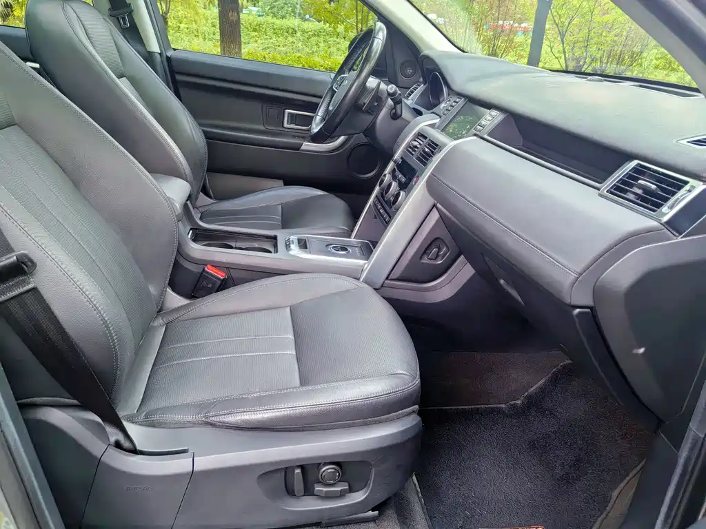 Land Rover Discovery Sport — миниатюра 11