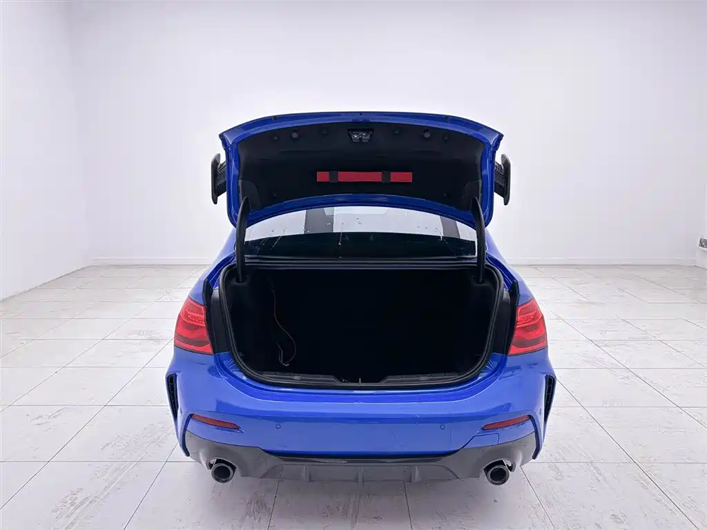 BMW 1 Series Facelift 125i M Sport Night Edition, фото 22