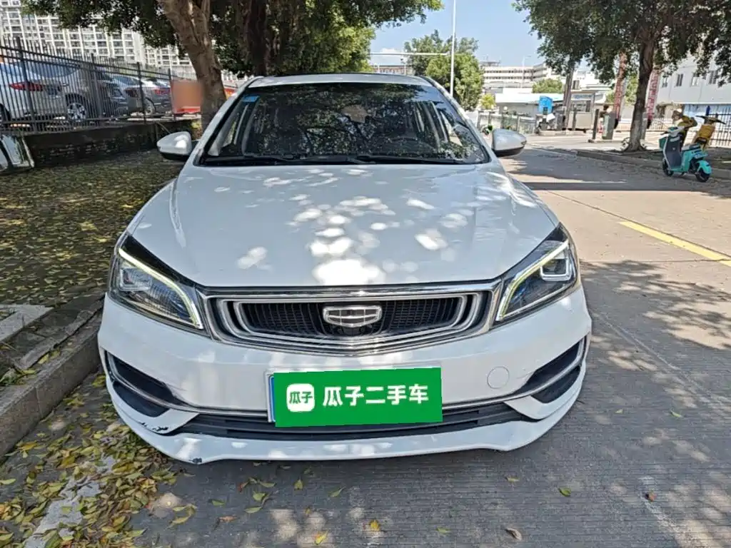 Geely Emgrand — миниатюра 3