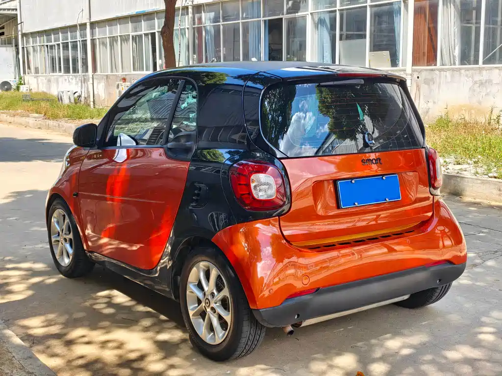 smart Smart Fortwo — миниатюра 16