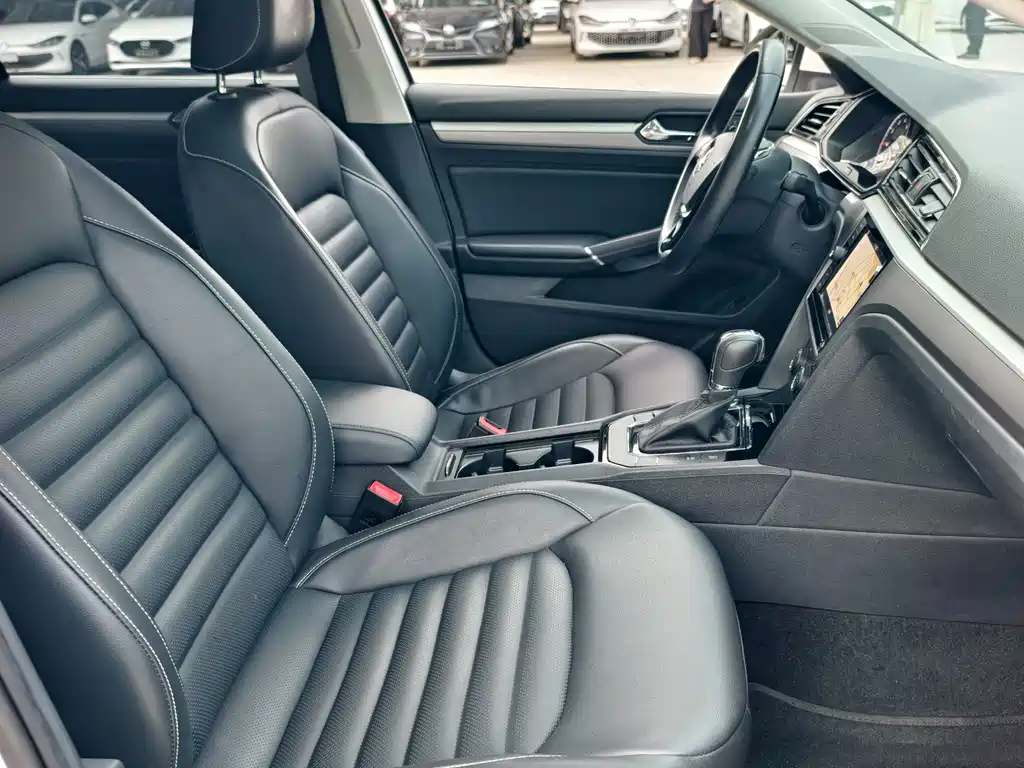 Volkswagen Lamando — миниатюра 8