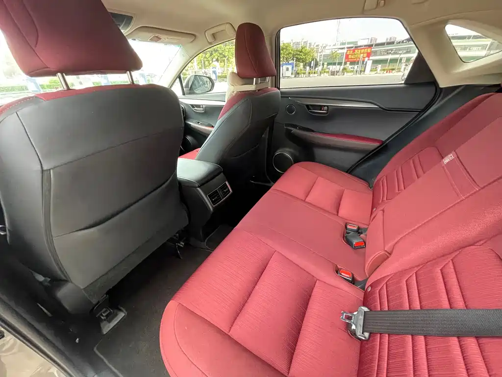 Lexus NX — миниатюра 4