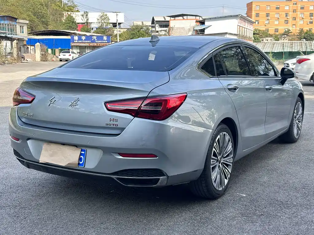 Hongqi Hongqi H5 — миниатюра 9