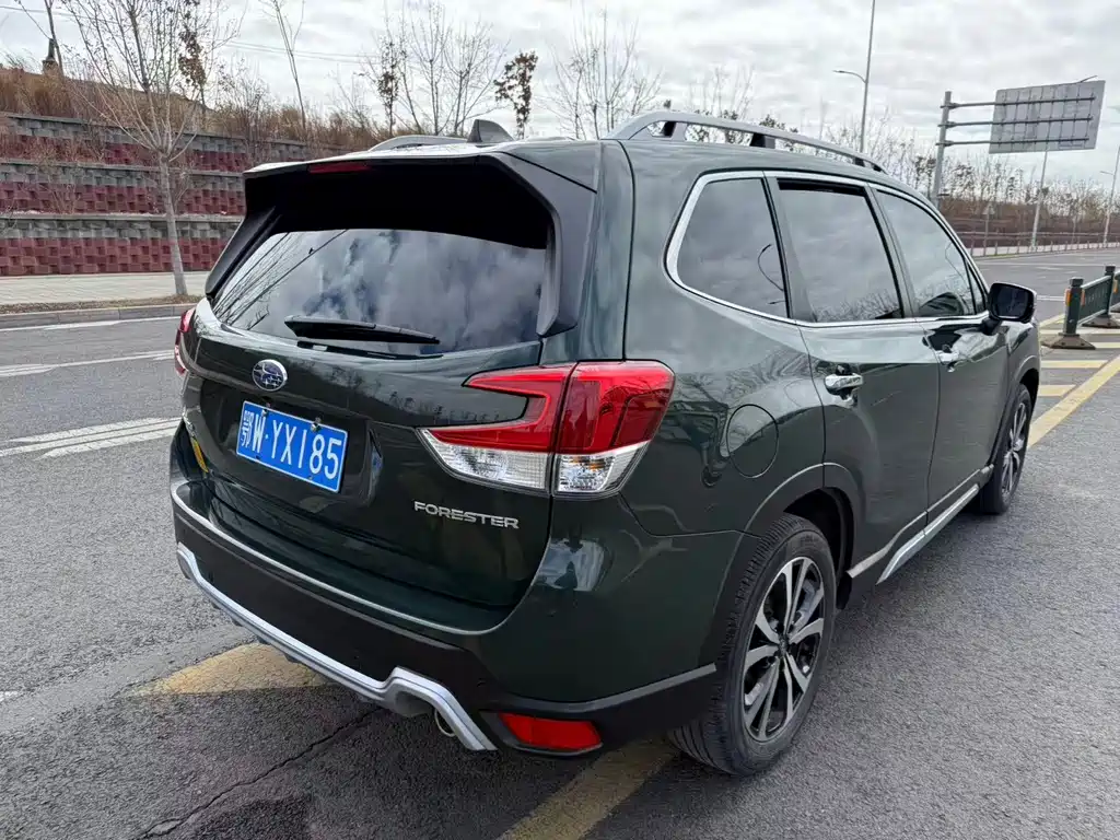 SUBARU FORESTER