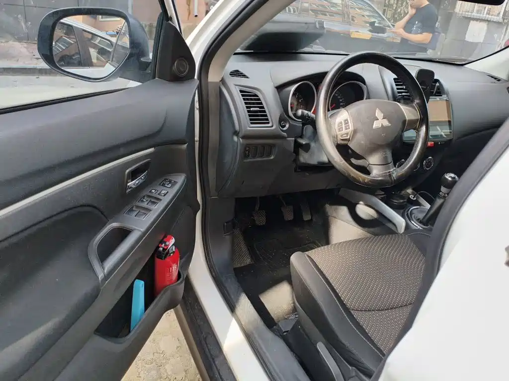 Mitsubishi ASX — миниатюра 12