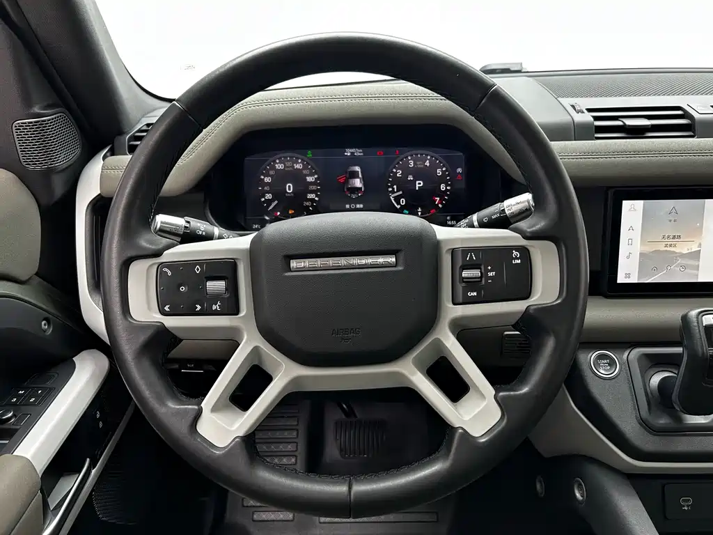 Land Rover Defender — миниатюра 12