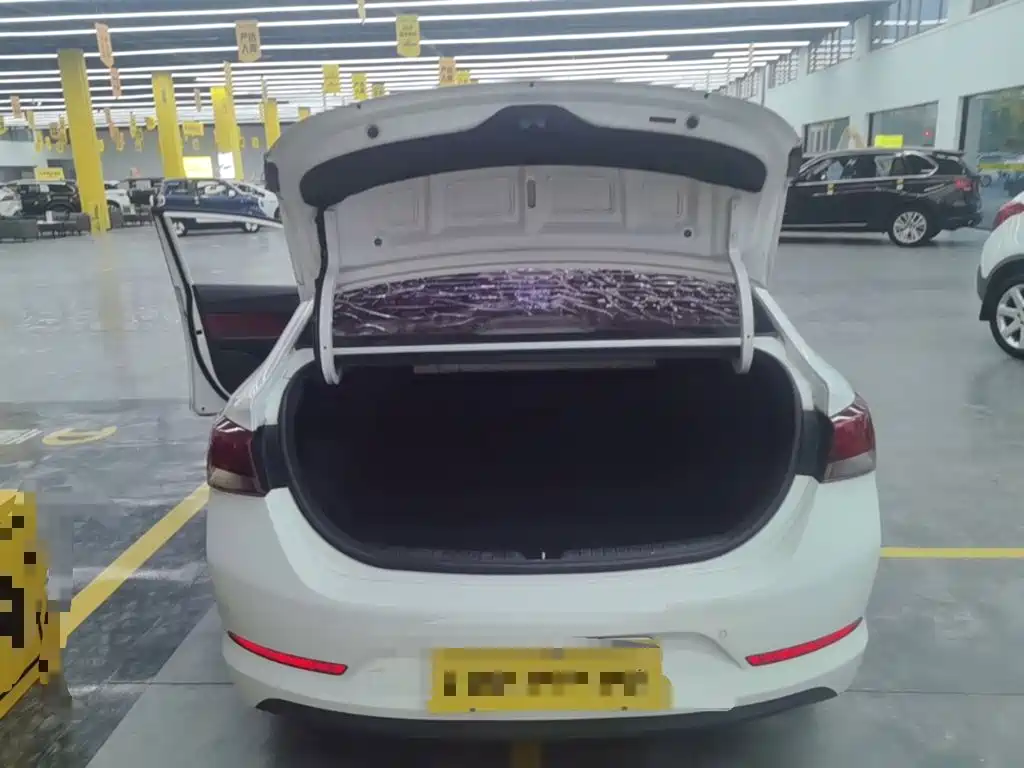 Hyundai Verna — миниатюра 19