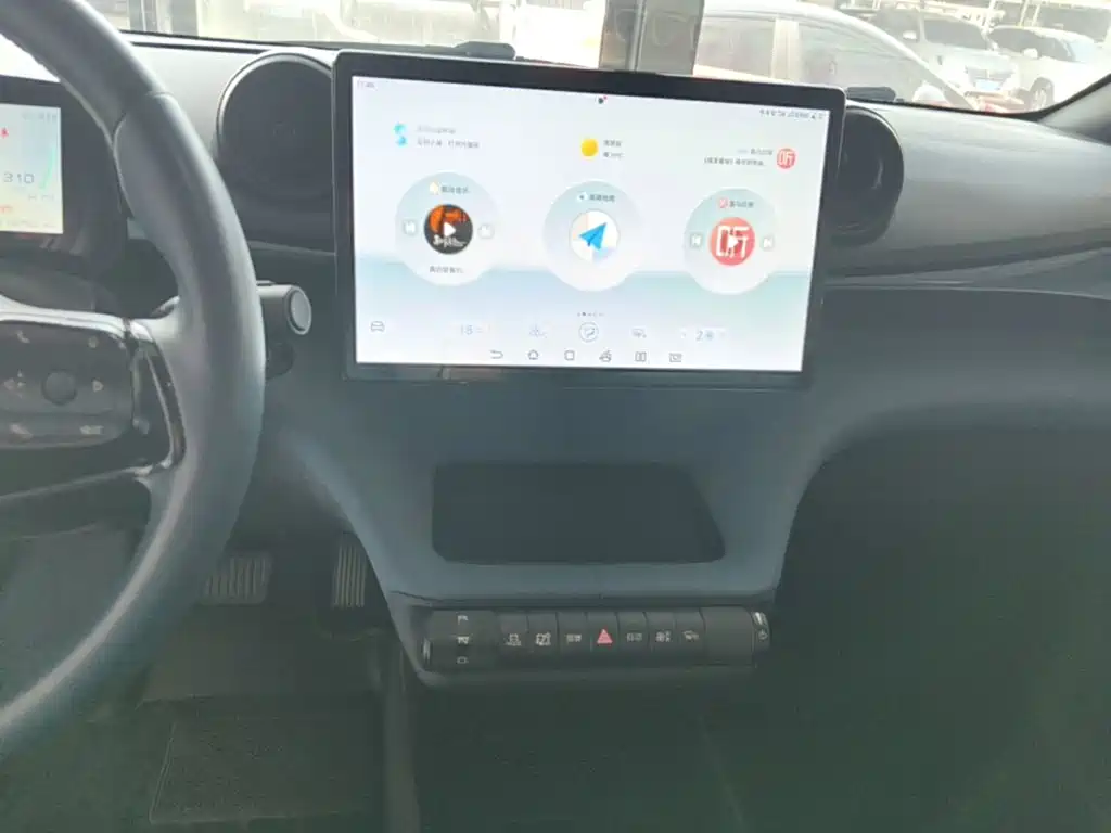 BYD Dolphin — миниатюра 13