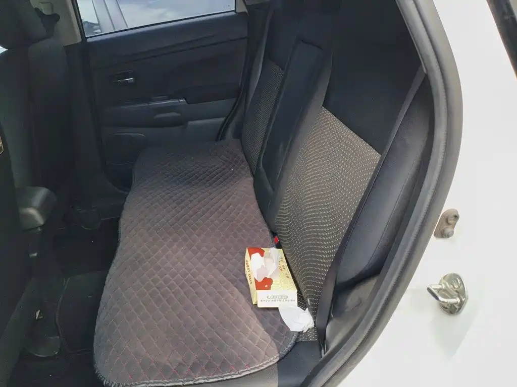 Mitsubishi ASX — миниатюра 13