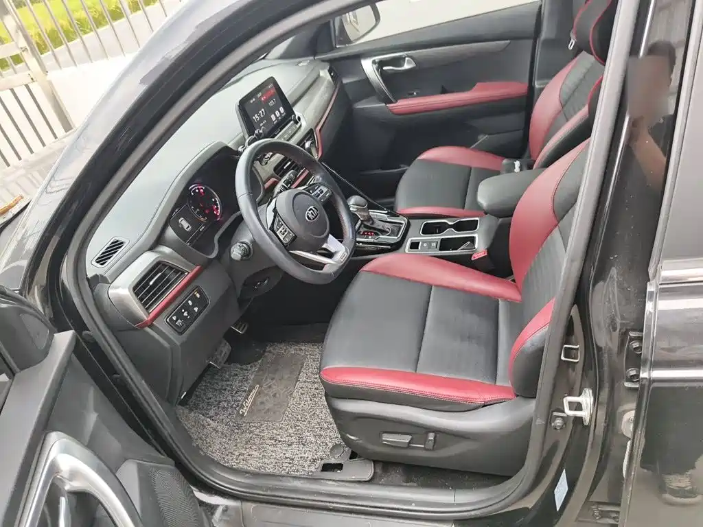 Kia Sportage — миниатюра 11