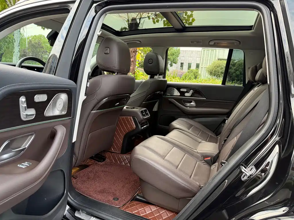 Mercedes-Benz GLS — миниатюра 9
