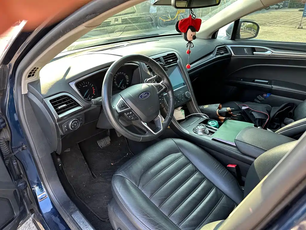 Ford Mondeo — миниатюра 5