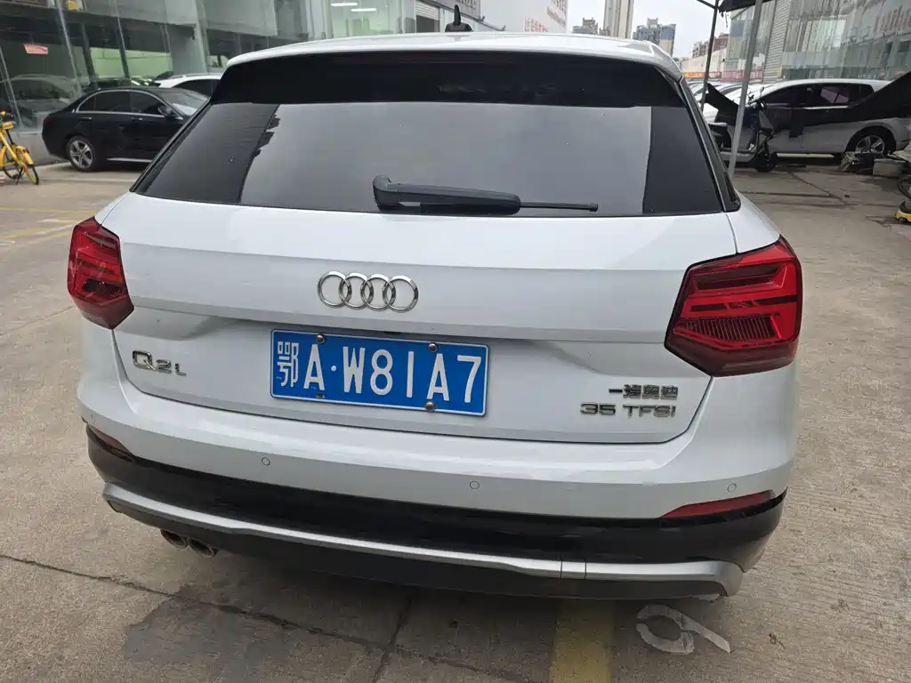 Audi Q2L — миниатюра 14