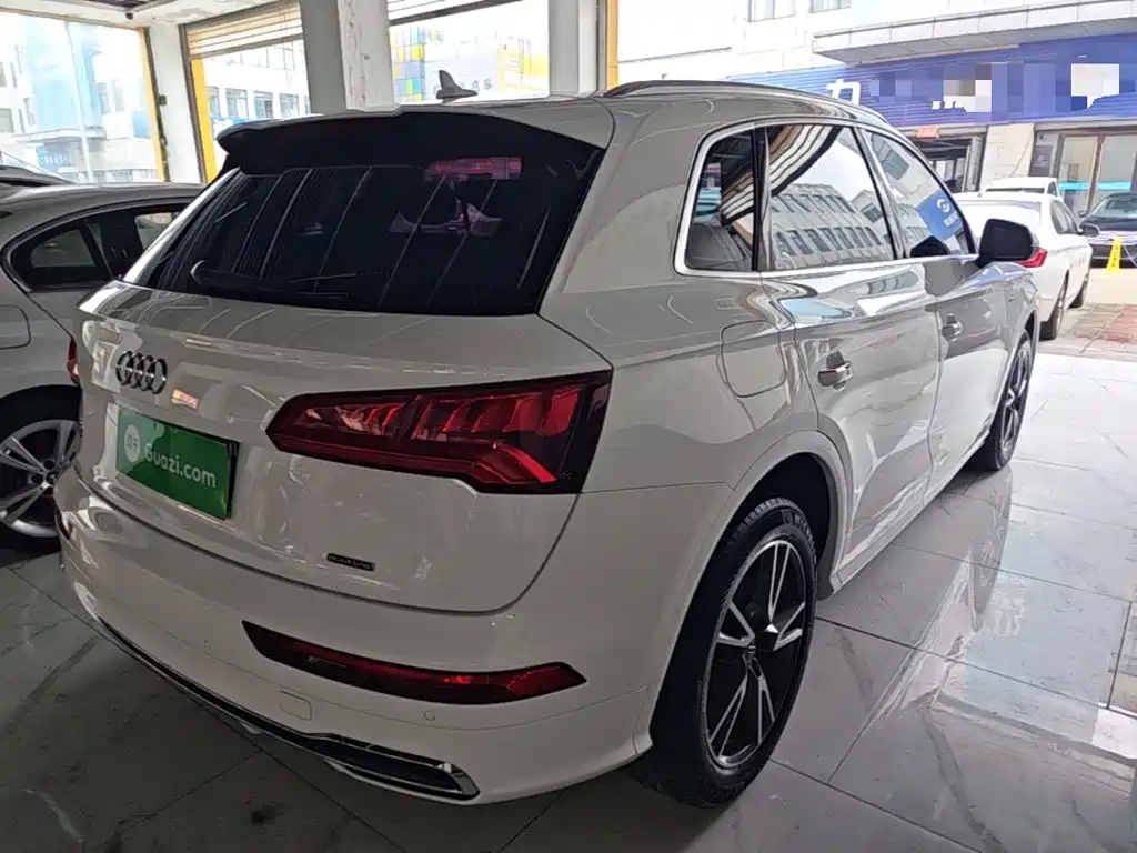 Audi Q5L — миниатюра 7