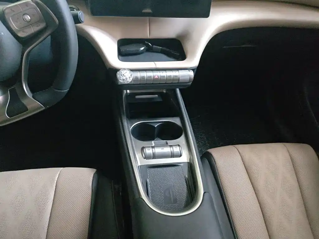 BYD Dolphin — миниатюра 14