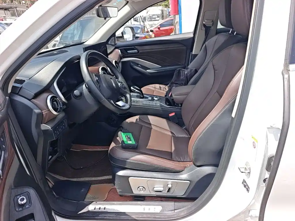 Wey Wey VV6 — миниатюра 15