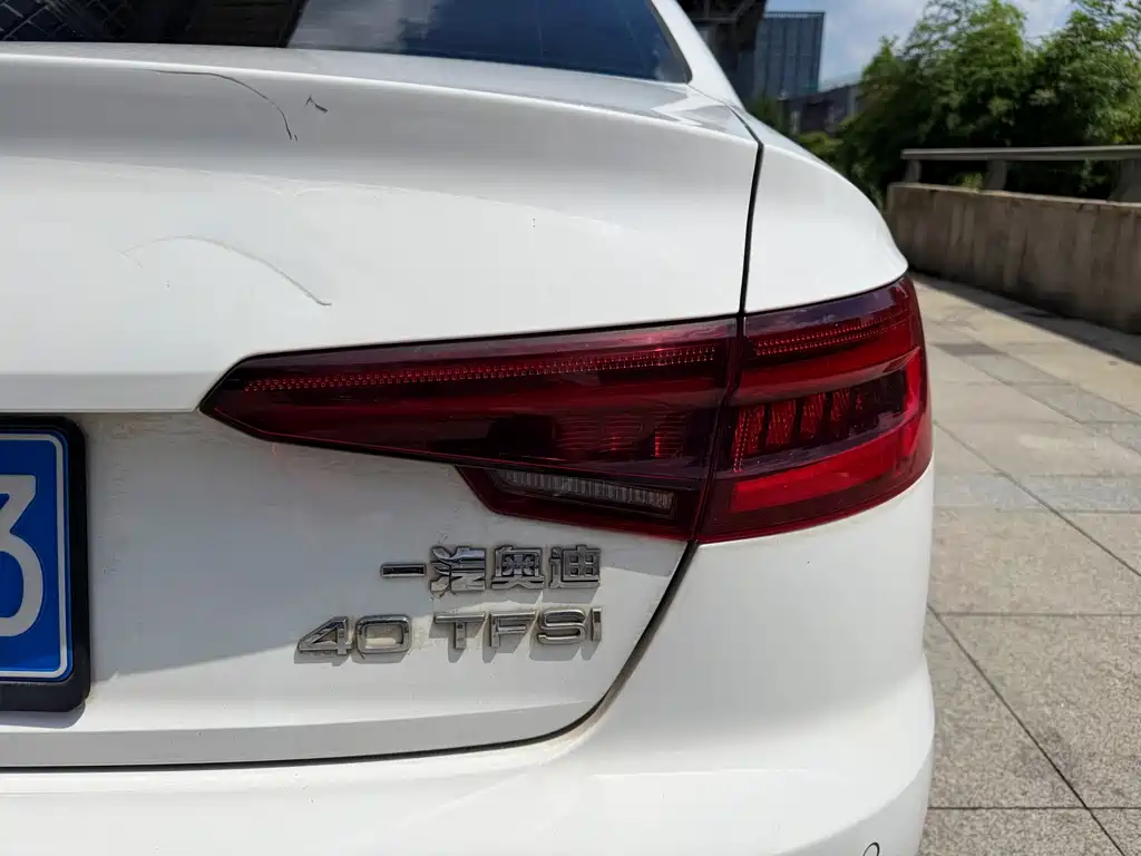 Audi A4L — миниатюра 10