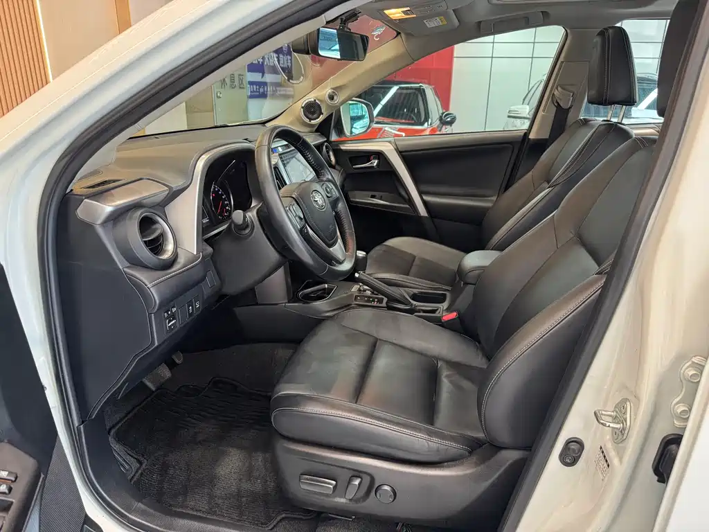 TOYOTA RAV4 RONGFANG