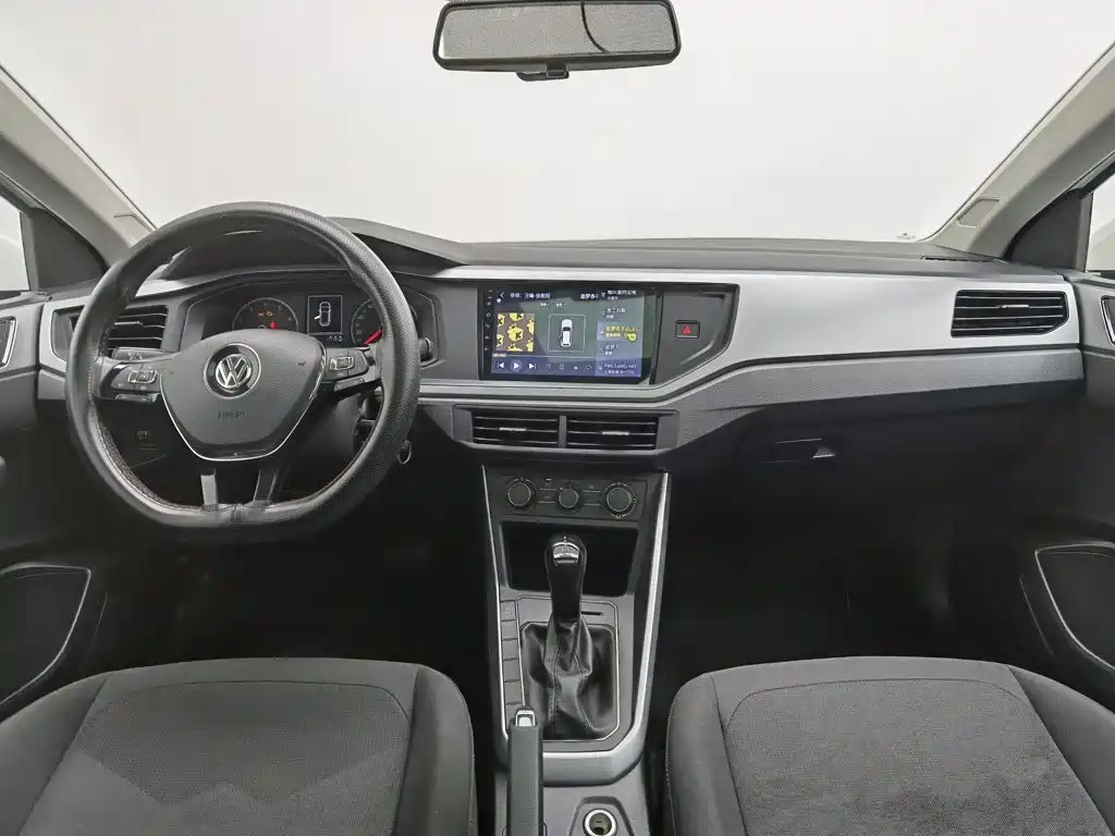 Volkswagen Polo — миниатюра 5