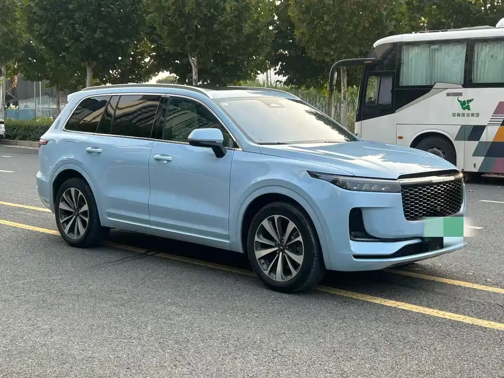 Li Auto Li ONE — миниатюра 3