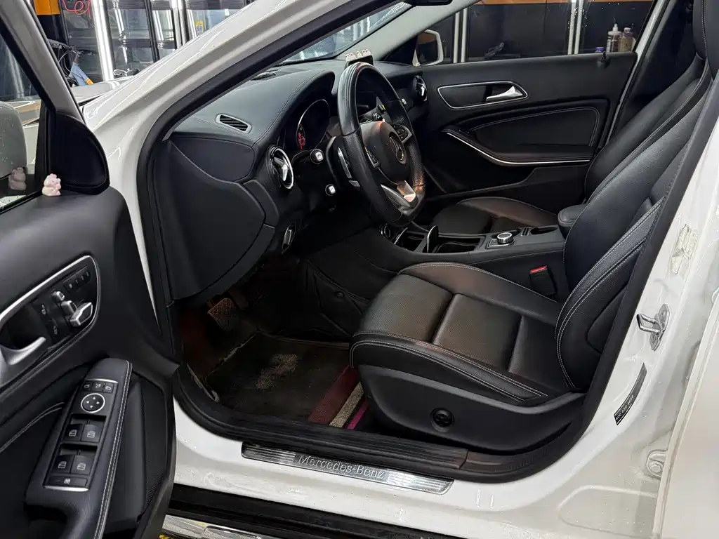 Mercedes-Benz GLA — миниатюра 7