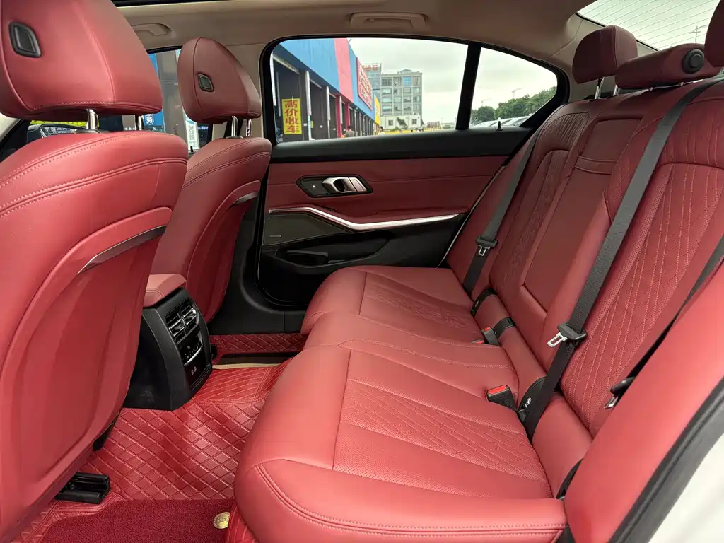 BMW 3 Series — миниатюра 13