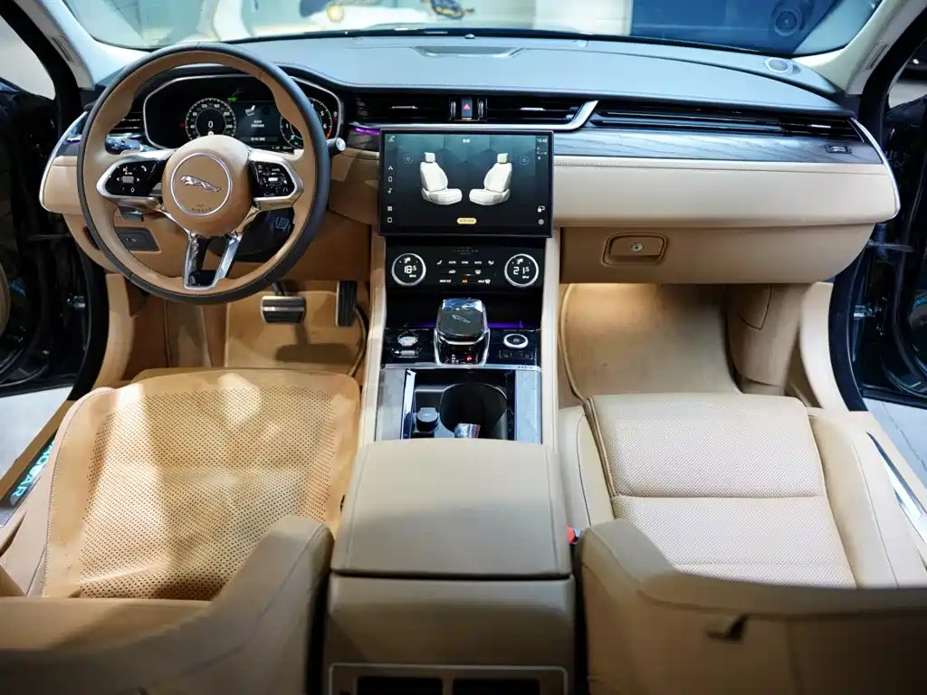 Jaguar XFL — миниатюра 51