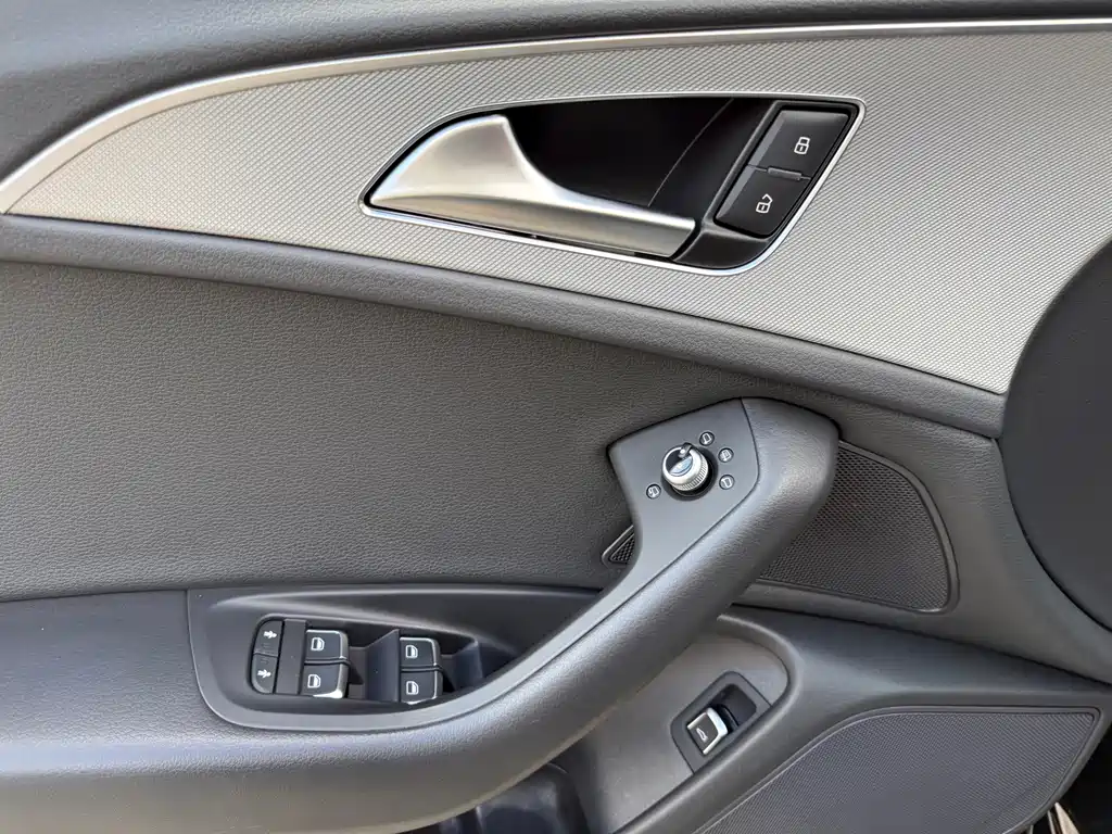 Audi A6L — миниатюра 18