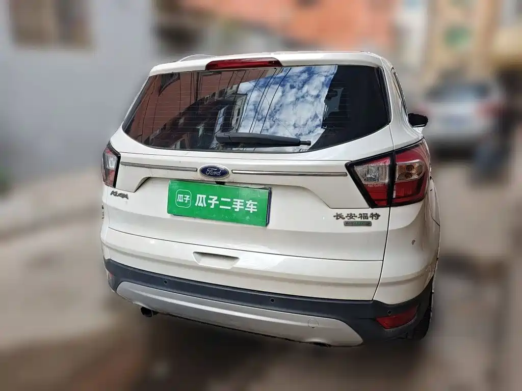 Ford Kuga — миниатюра 6