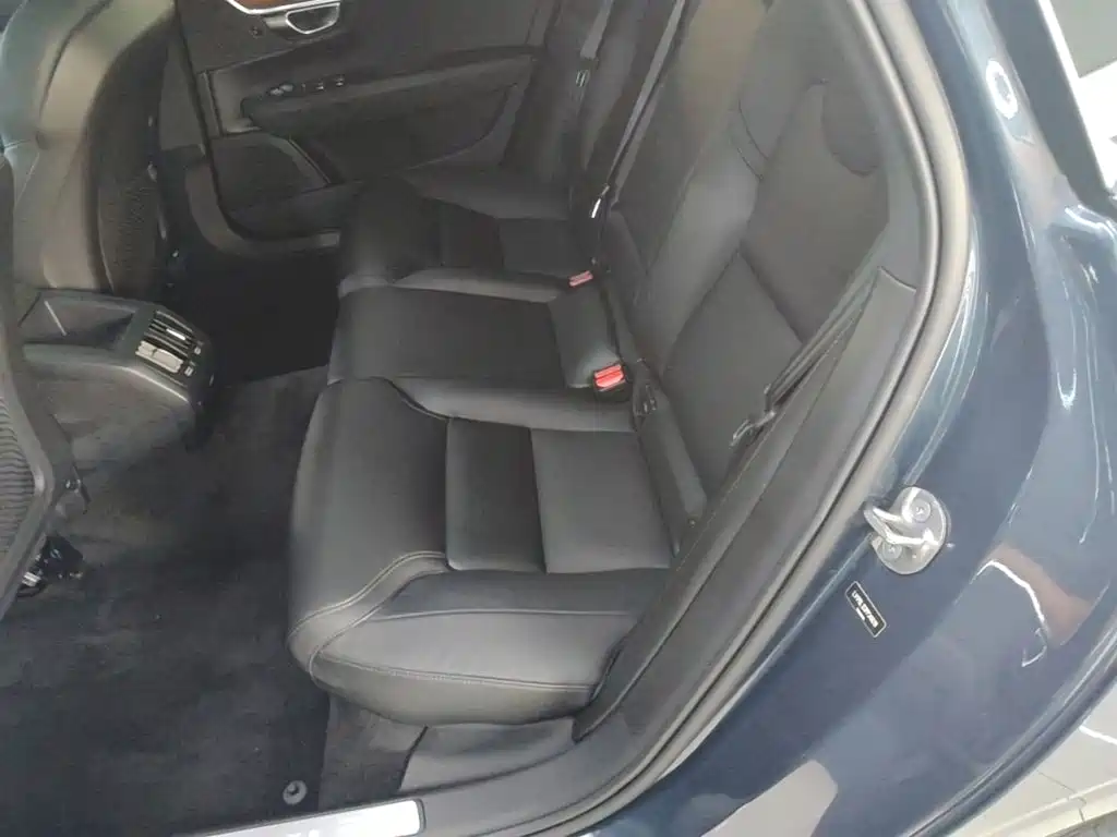 Volvo S90 — миниатюра 17