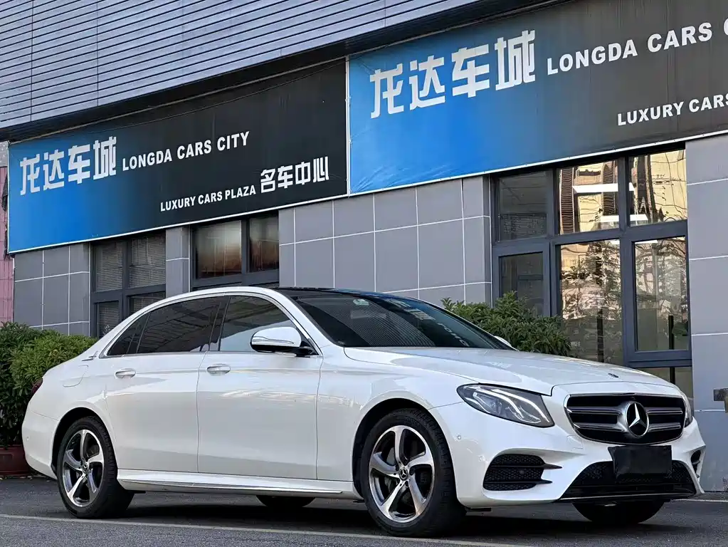 Mercedes-Benz E-Class — миниатюра 3
