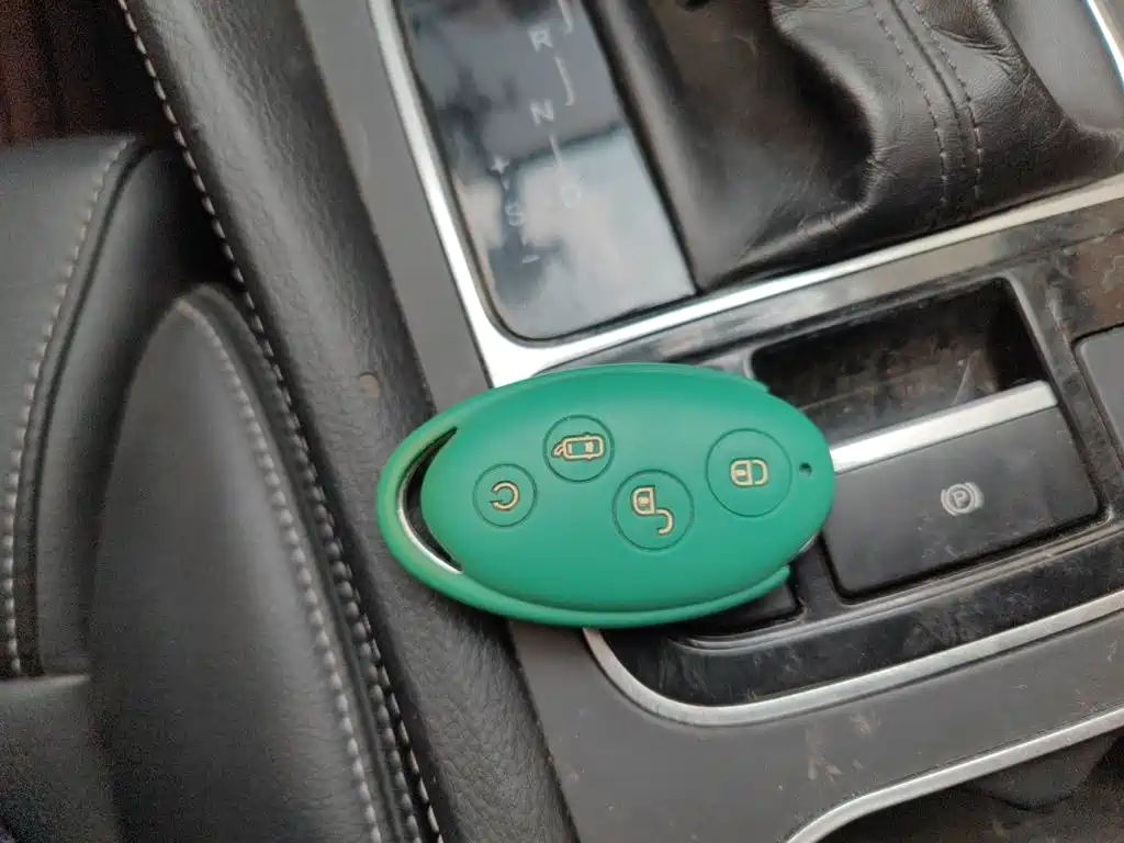 BYD MAX — миниатюра 9