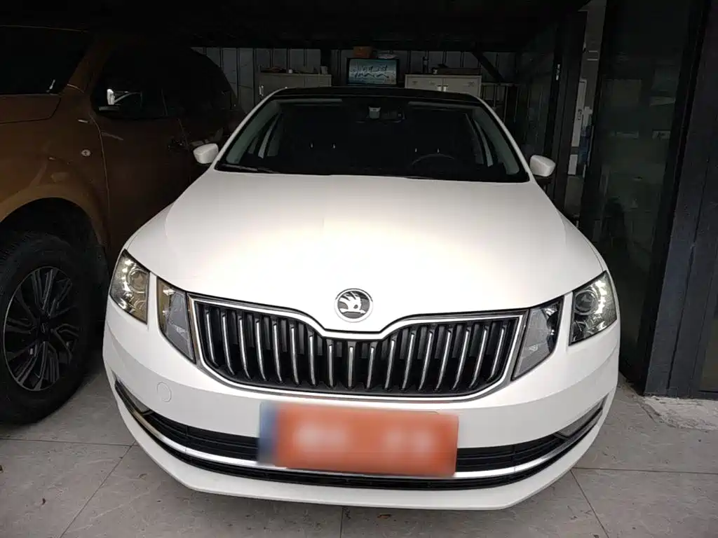 Skoda Octavia — миниатюра 3