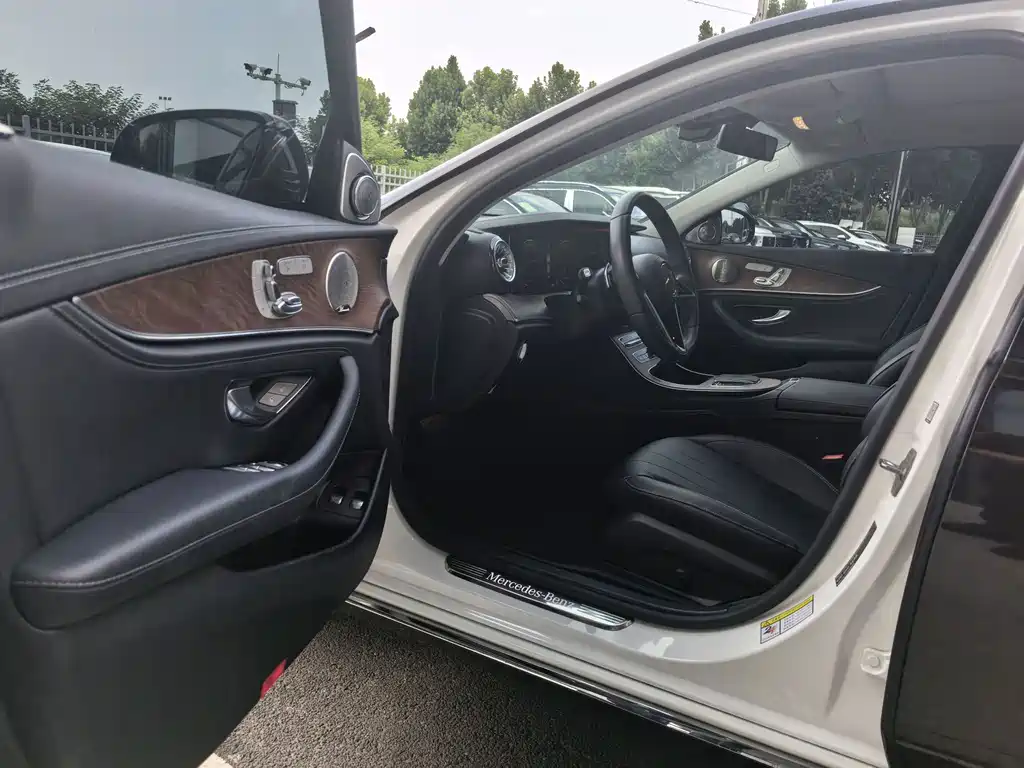 Mercedes-Benz E-Class New Energy — миниатюра 7