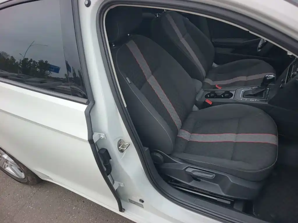 Volkswagen Lamando — миниатюра 25